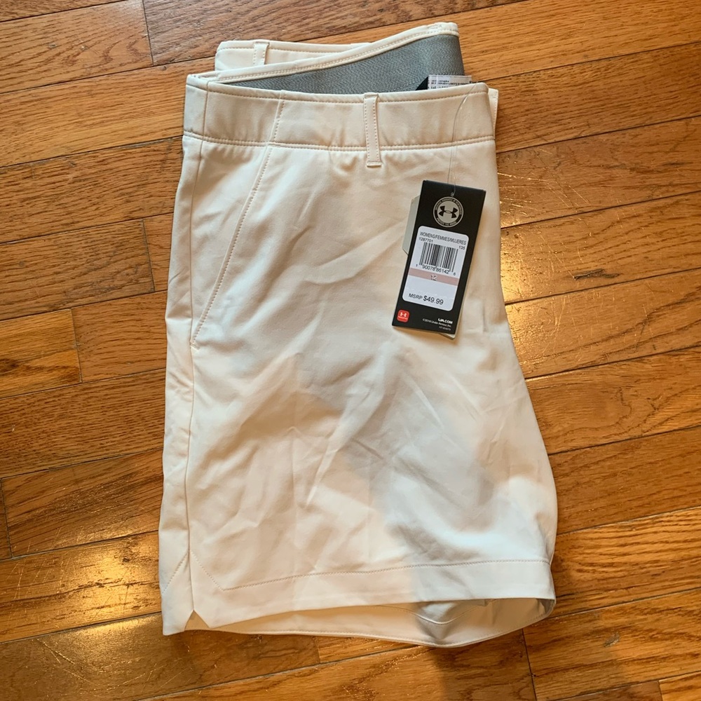 NWT UnderArmour Women’s Size 12 Golf Short
